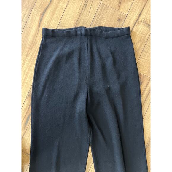 St. John Basics size 12 womens black knot pants - Picture 2 of 3